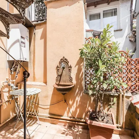 The Rent - Two-bedroom With Terrace Near Trevi Fountain Rzym