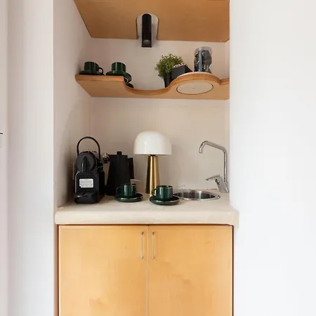 The Rent - Two-bedroom With Terrace Near Trevi Fountain Roma