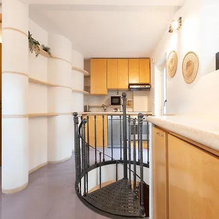 Apartament The Rent - Two-bedroom With Terrace Near Trevi Fountain