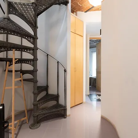 The Rent - Two-bedroom With Terrace Near Trevi Fountain Apartment Rome